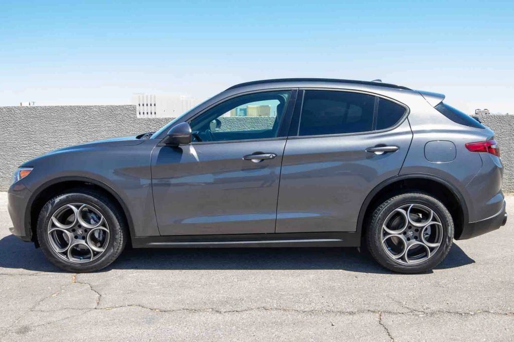 alfa romeo stelvio 2022 ZASPAKAN0N7D36982 image alfa romeo stelvio 2022 ZASPAKAN0N7D36982 image
